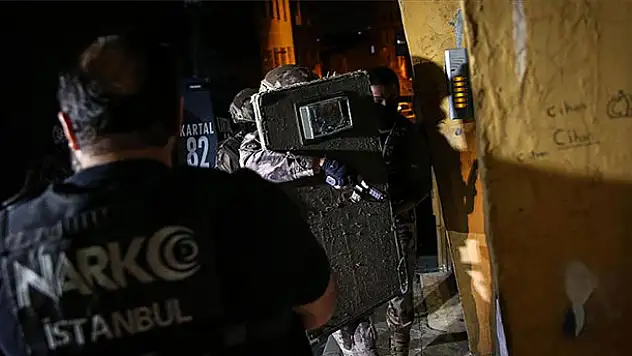 İstanbul'da uyuşturucu operasyonu: 35 gözaltı
