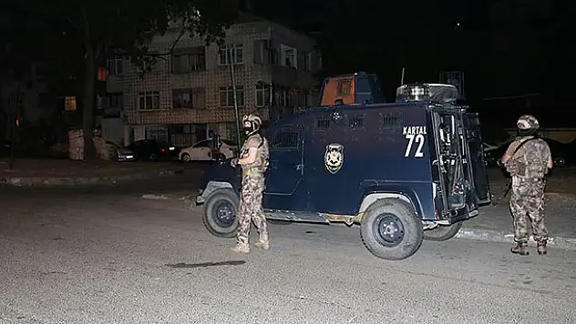 İstanbul'da uyuşturucu operasyonu: 50 gözaltı
