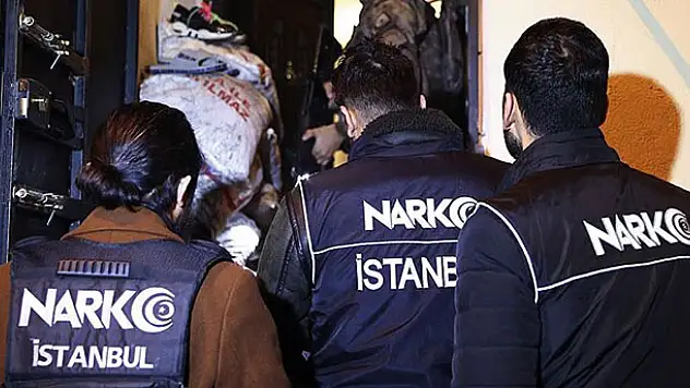 İstanbul'da uyuşturucu satıcılarına yönelik operasyon: 103 gözaltı