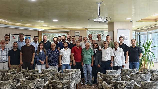 İstanbul'daki Konyalı iş insanları aynı çatı altında buluştu