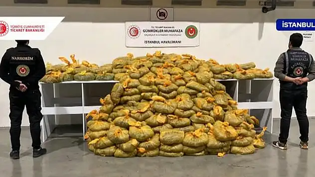 İstanbul Havalimanı'nda 568 kilogram uyuşturucu ele geçirildi

