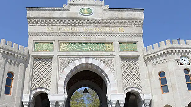 İstanbul Üniversitesi'nde FETÖ operasyonu: 44 gözaltı