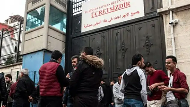 İstanbul Valiliği'nin, kaydı bulunmayan Suriyelilere verdiği süre sona erdi