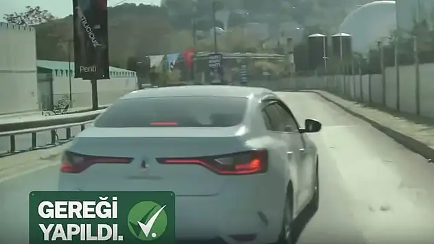 İstanbul'da aracıyla bir başka sürücünün önünü kesmeye çalışan kişi yakalandı