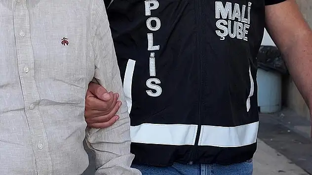 İstanbul'daki yasa dışı bahis gelirlerini aklama soruşturmasında 25 şüpheli yakalandı