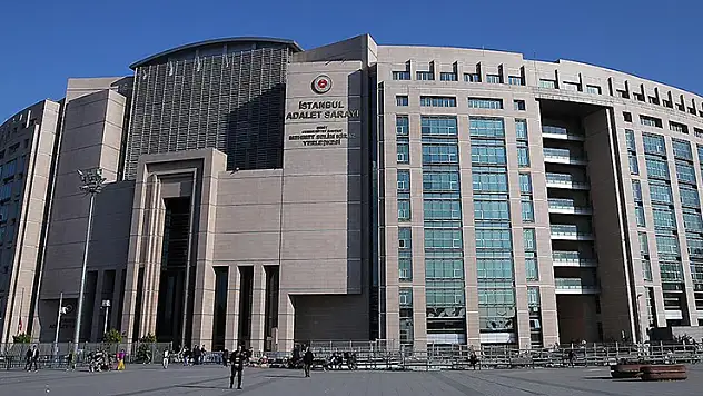 İstanbul'daki yolsuzluk soruşturmasında 11 şüpheli tahliye edildi