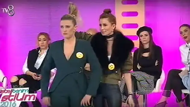 İşte Benim Stilim'de Neslihan Önder stüdyoyu terk etti!