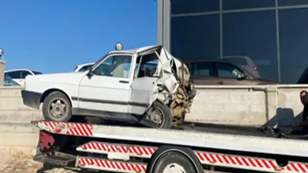 İşten çıkıp evine giderken otomobiline minibüsün çarptığı kazada öldü
