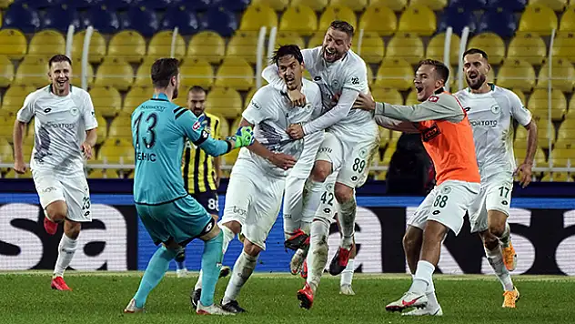 İstikrar abidesi Skubic