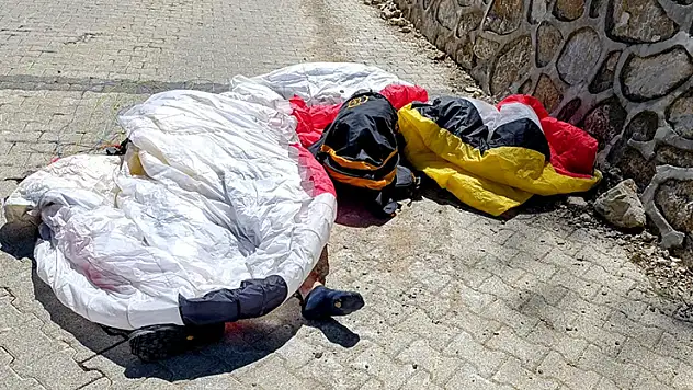 İsviçreli turist paraşüt kazasında hayatını kaybetti