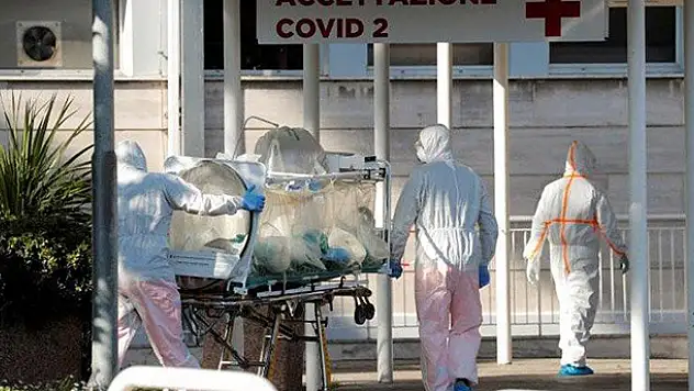 İtalya'da can kaybı 20 bini aştı