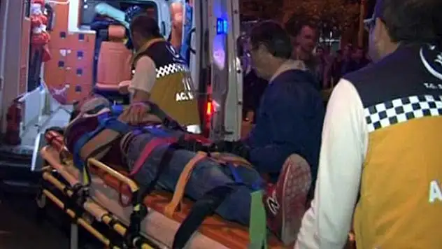 İtfaiye aracı servis minibüsüne çarptı: 4 yaralı