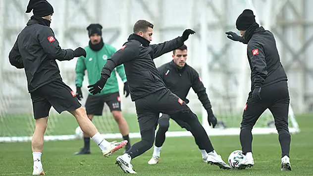 İttifak Holding Konyaspor hazırlıklarını tamamladı