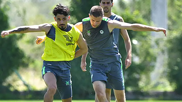 İttifak Holding Konyaspor nM. Başakşehir maçı hazırlıklarına başladı
