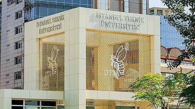 İTÜ Maslak kampüsü içindeki inşaat alanında yangın çıktı
