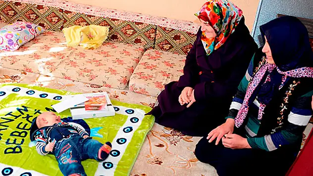 İyi ki Doğdun Bebek Projesi 4 yılda 17 bin aile ziyaret edildi
