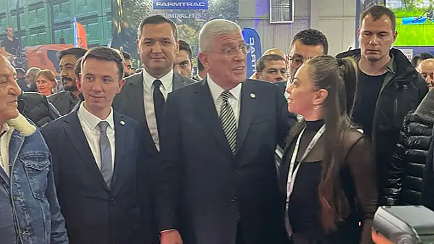 İYİ Parti Genel Başkanı Dervişoğlu Konya Tarım Fuarı'nda stantları gezdi