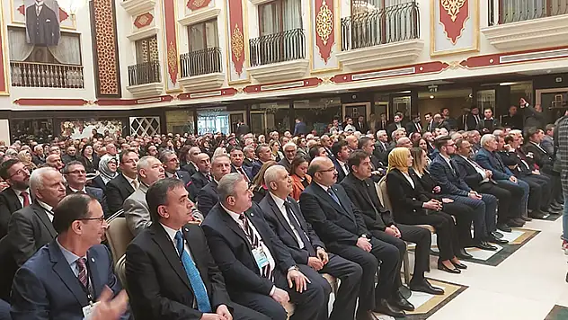 İYİ Parti Konya'da aday adaylarını tanıttı