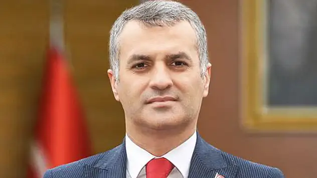 İYİ Partili Yomra Belediye Başkanı Bıyık, partisinden istifa etti
