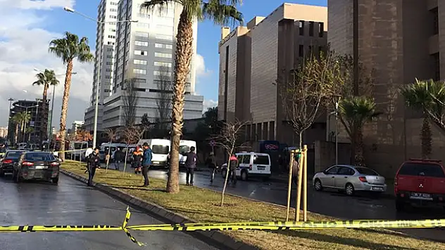İzmir'de adliyeye terör saldırısı