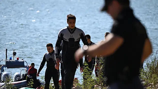 İzmir'de baraj gölüne düşen helikopterdeki 3 personelin cenazelerine ulaşıldı
