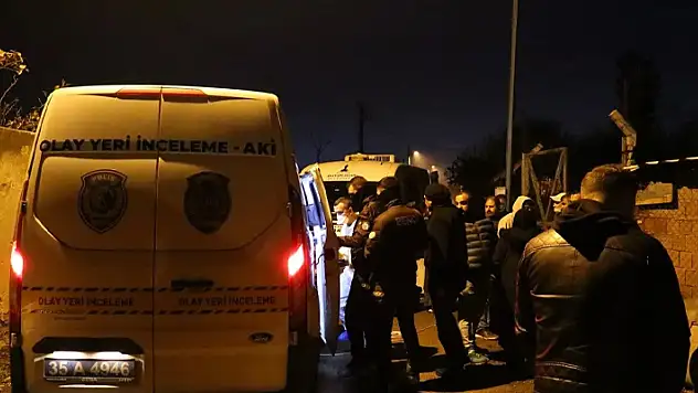 İzmir'de evlat dehşeti! Annesinin, başına sert cisimle vurarak öldürdü