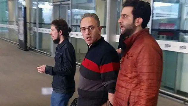 İzmir'de FETÖ/PDY operasyonunda iş adamına gözaltı