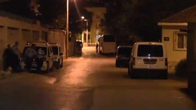 İzmir'de kavga: 18 yaralı