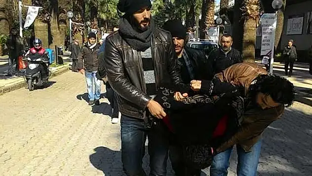 İzmir'de olaylı protesto: 25 gözaltı
