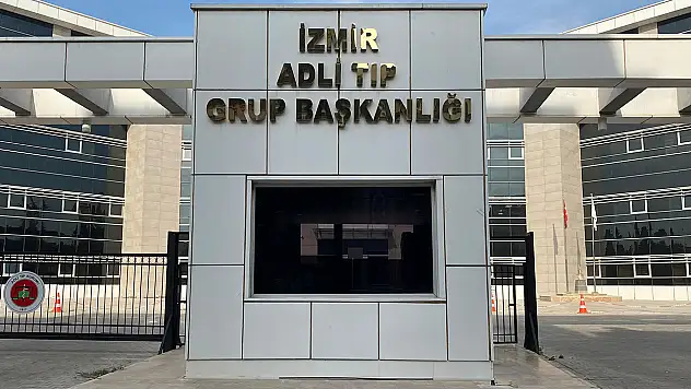 İzmir'de sahilde yeni doğmuş bebek cesedi bulundu