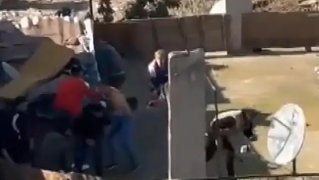 İzmir'de sevdiği kızı alamayan 16 yaşındaki çocuk sokakta çatışma çıkardı: 4 yaralı

