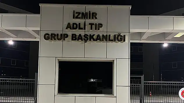 İzmir'de sokaktaki arbedede üvey kızı tarafından bıçaklanarak öldürüldü 