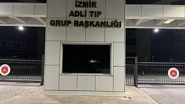 İzmir'de, sokaktaki kavgada tabancayla vuruldu kaldırıldığı hastanede öldü
