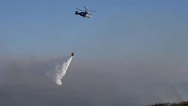 İzmir'de yangın söndürme helikopteri düştü!