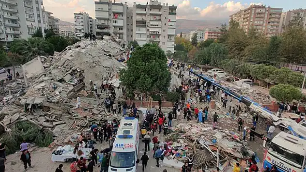 İzmir'deki depremden peş peşe acı haberler! Bilanço ağırlaşıyor