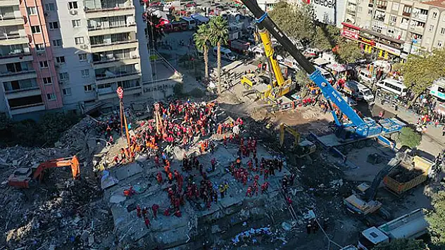 İzmir depreminde hayatını kaybedenlerin ve sağ kurtulanların tam listesi!