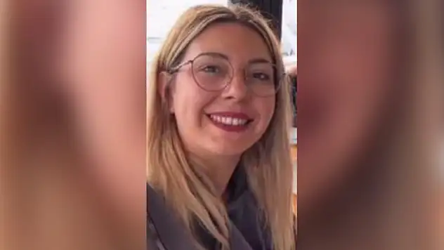 İzmir'de bir kadın kocası tarafından bıçaklanarak öldürüldü