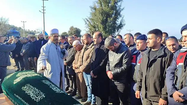 İzmir'de öldürülen taksici memleketi Aydın'da toprağa verildi
