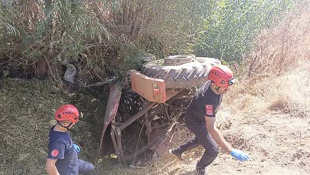 İzmir'de traktör kazası: 33 yaşındaki sürücü hayatını kaybetti