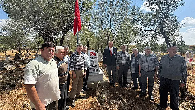 İzmir'e ilk Türk bayrağını asan Gazi Ali Atar Konya'da anıldı