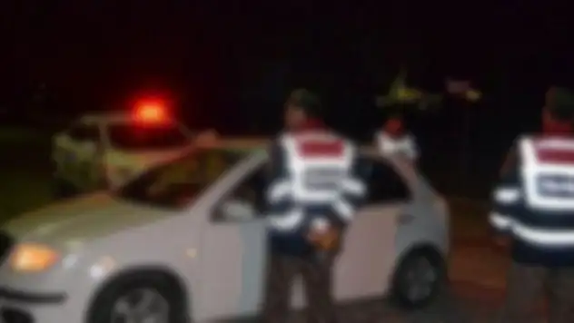 Jandarmanın durdurduğu araçta silah çıktı