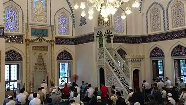 Japonya'da Kurban Bayramı coşkusu