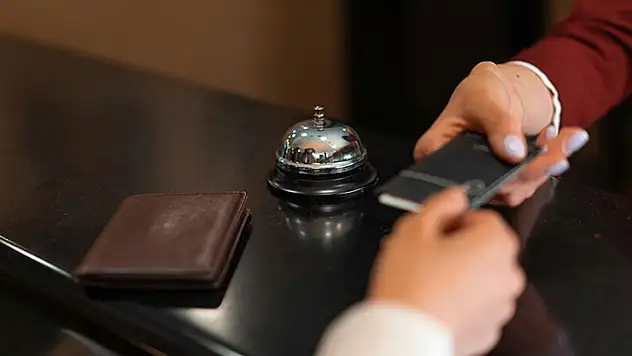 Japonya'da bir otel, İsrailli turistlerden savaş suçu işlemediklerine dair taahhüt istedi