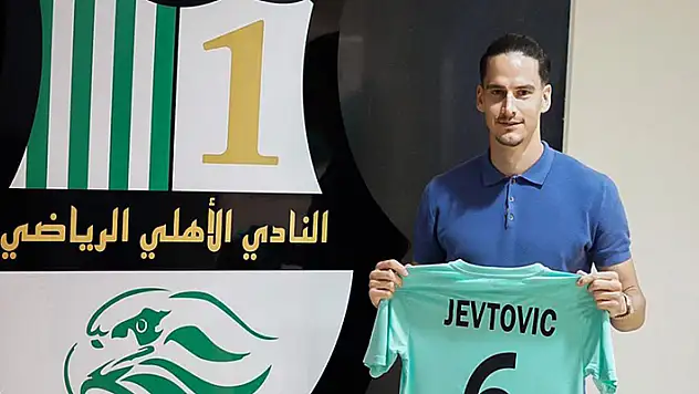 Jevtovic, Al Ahli ile imzaladı 