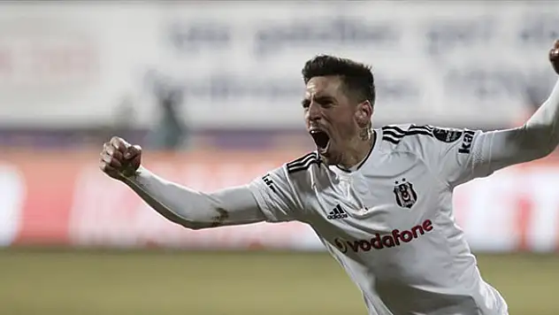 Jose Sosa'ya River Plate de talip