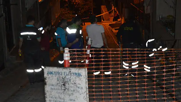 Kâğıthane'de doğalgaz ve elektrik patlaması paniğe neden oldu