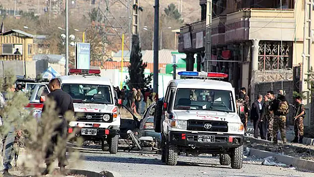 Kabil'de siyasi liderlerin de katıldığı anma törenine saldırı