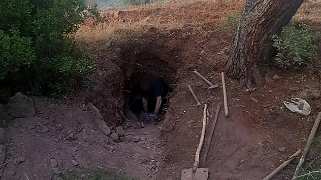 Kaçak tarihi eser kazısına suçüstü: 5 gözaltı
