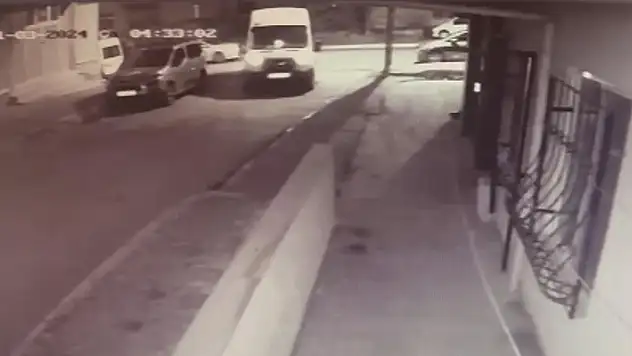 Kadıköy'de öğrenci servisini kaçıran şüpheli yakalandı

