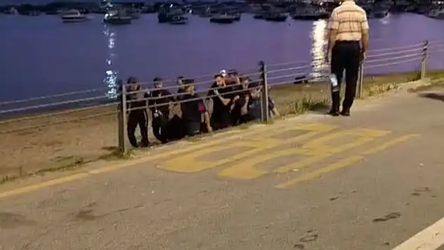 Kadıköy'de denize giren genç boğuldu